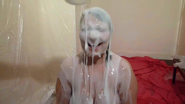 Gunked up girls: Steph Creamy White Gunk