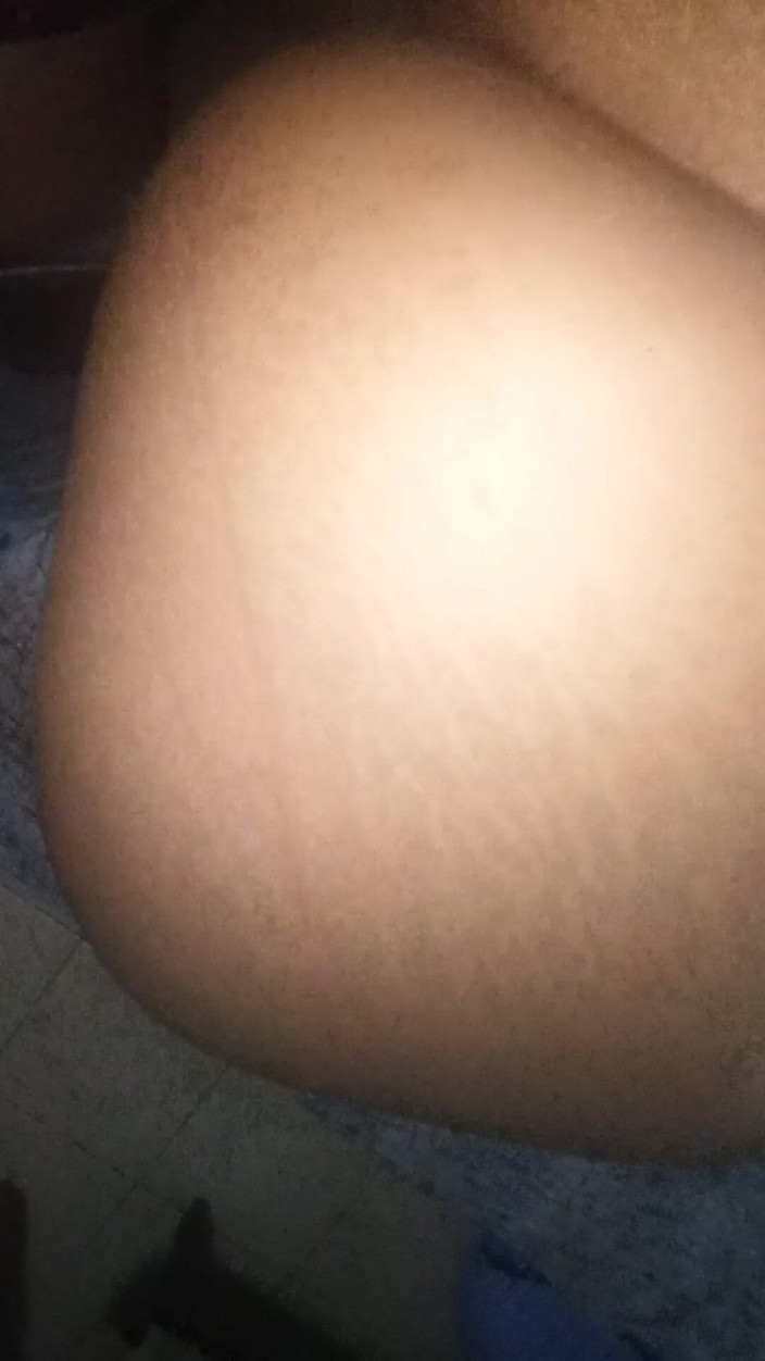 Eatrella j: Follando a cuatro patas como una perra
