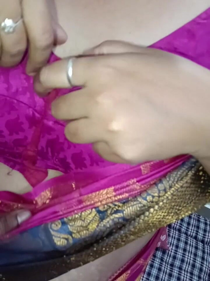 Muruga: シュリーセックスとアヌーティオープンベッドセックス