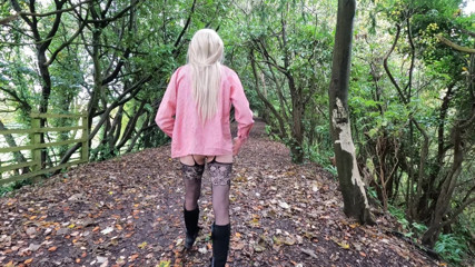 The Midnight Minx: Bunking off college