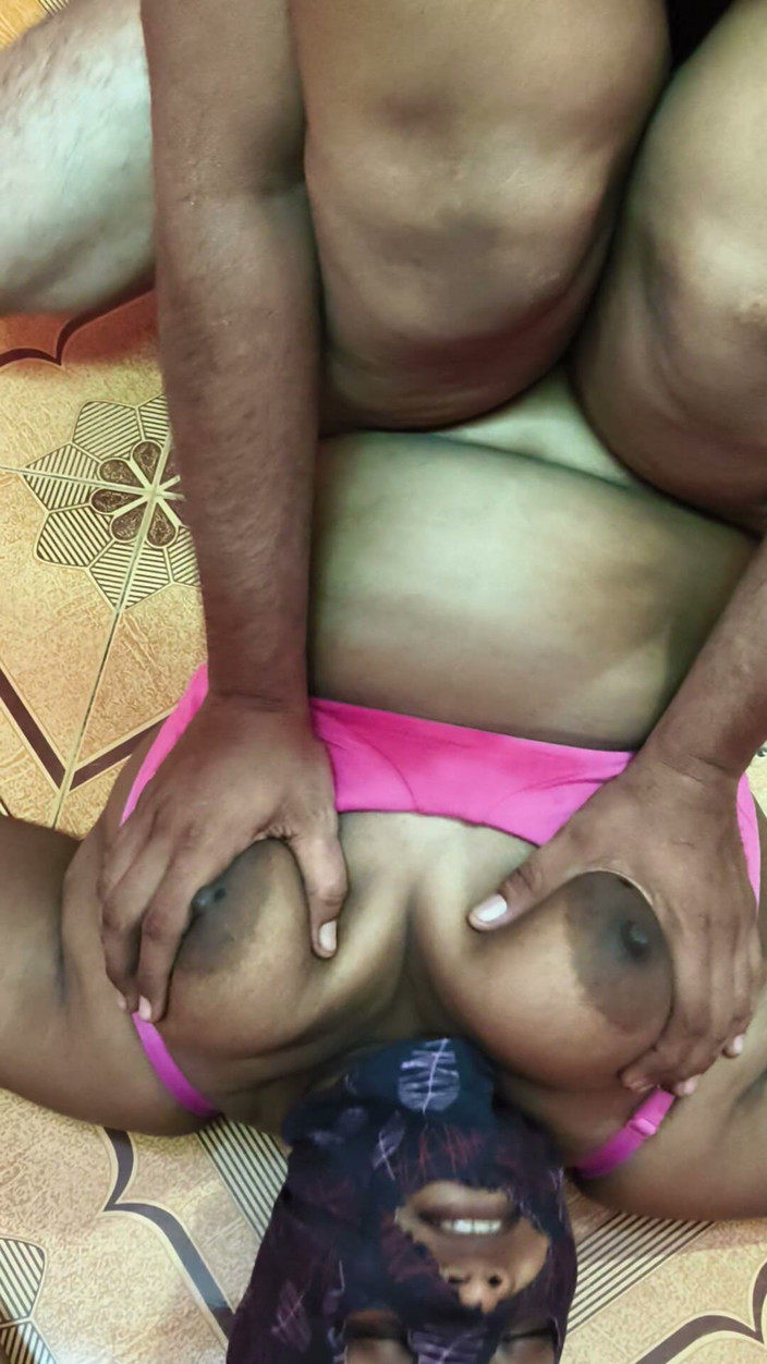 Jessika: La padrona di casa ha del sesso bollente con la...