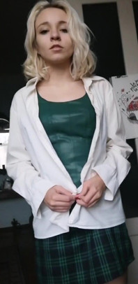 Striptis yang cantik di Rumah