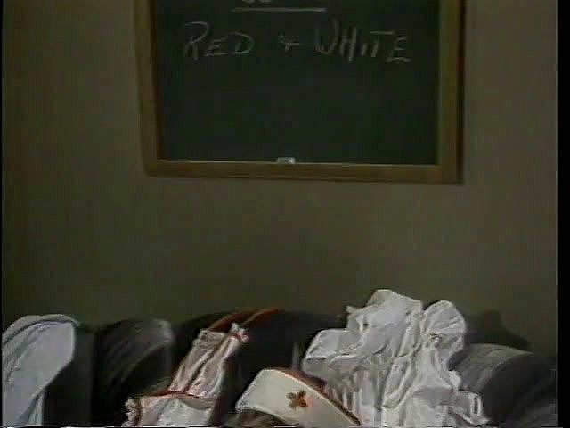 Anal seduction: Мужик с большим членом трахает горячую медсестру в ее тугую пизду, затем ее идеальную маленькую задницу