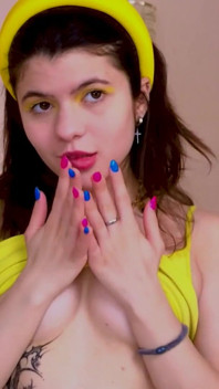 Wet Lazy Blowjob From a Slutty Girl