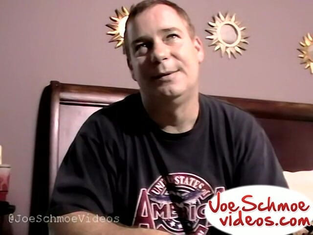 Joe Schmoe: Hunky Straight Chris atendida