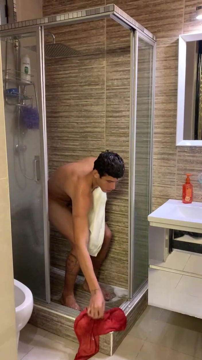 The-hook305: Wanker and Markus Together in the Shower
