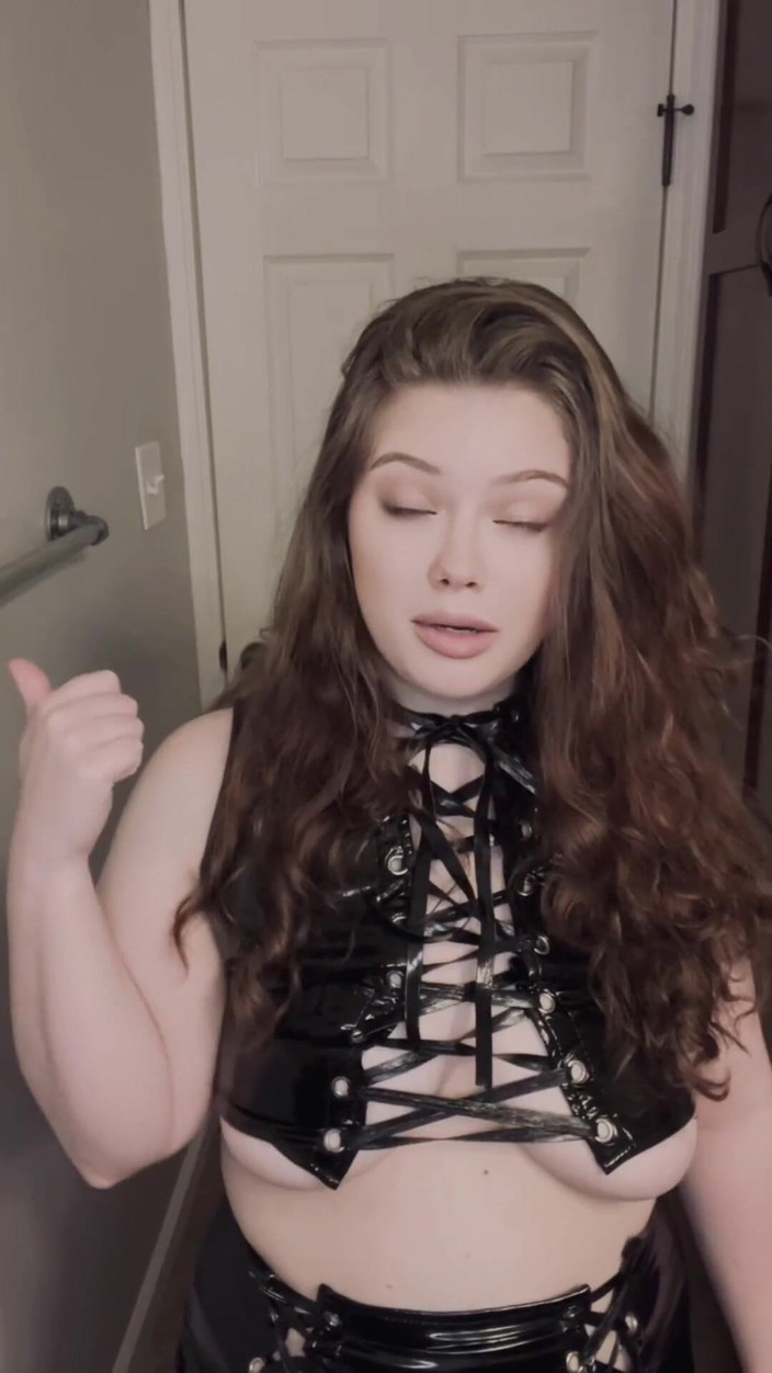 Dirtysecret: Dominazione femminile pov: umiliando il mio cuck ex ep 3