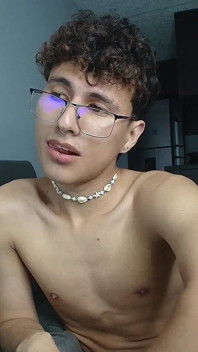 Mira Como Este Chico Con Gran Polla Eyacula