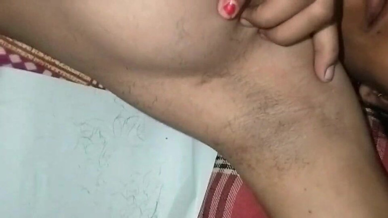 Mava mava: 在我的妻子剃毛之前与她发生性关系