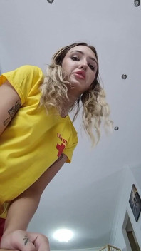 Kitty Marie - salvamar stând pe față