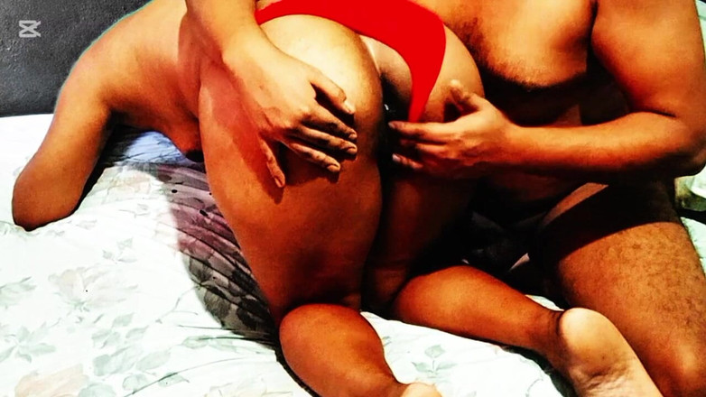 BigassMILF40: Indiancă tamil matură cu cur mare oferind un futai bun...