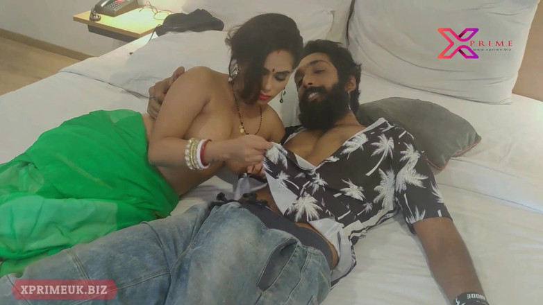 Indian Erotica: Sesso bollente con mia moglie arrabbiata