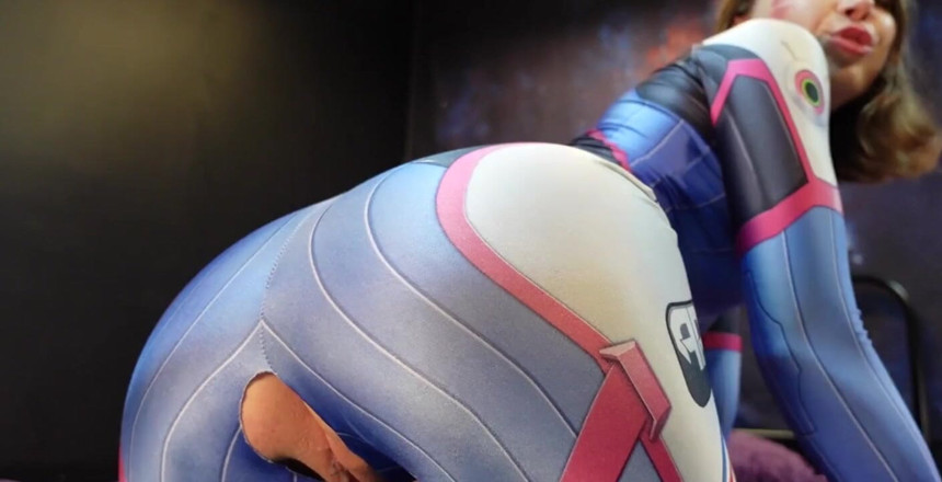 MySchoolLife: D.va d’Overwatchin