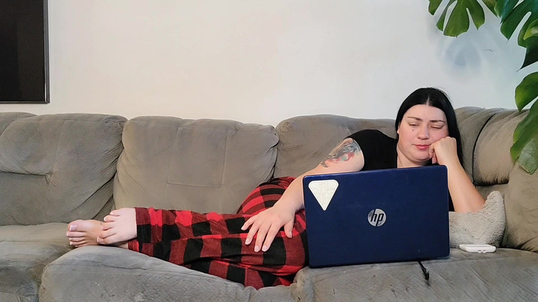 Julia Ryan: 숨바꼭