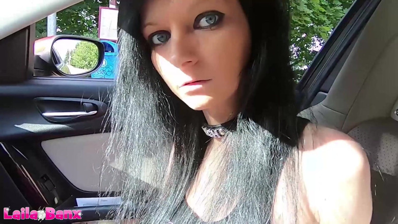 Laila Banx: A cum-hussy do ponto de ônibus!!