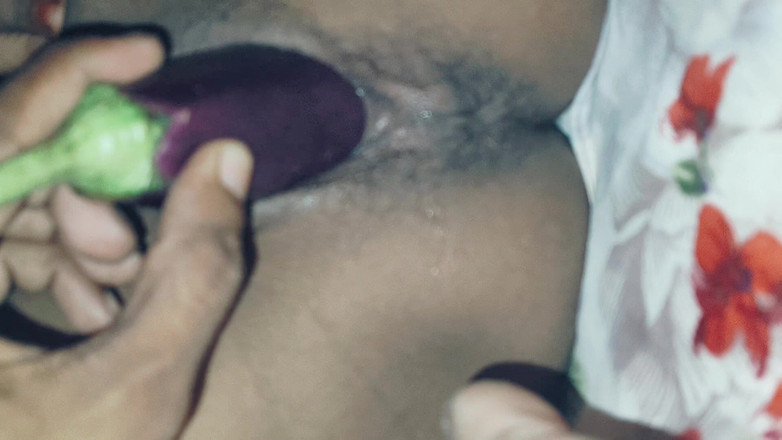Nisha bhabhi ki chudai: Bhabhi đụ trong khách sạn với con trai riêng