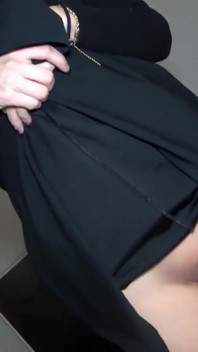 Beautiful Married Woman Starts with Blowjob, Unexpected Turn Leads Into Intense Creampie Encounter