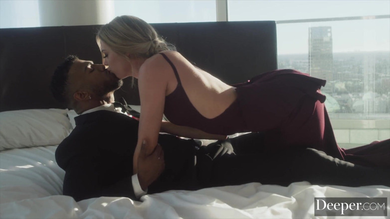 Deeper: Profondo. Domme Avery tiene la chiave del piacere del suo...