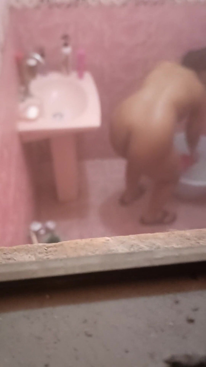 Faryal: Ich habe ein video von Bhabhi gemacht, wie ich ein...