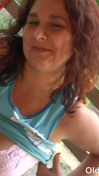 Olds fuck dolls - старий хлопець отримує мастурбацію від свого сусіда, відео від першої особи