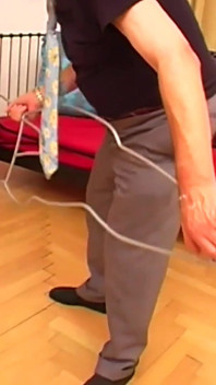 Un futai în patru foarte sexy și obraznic: matură sexy și curve tinere