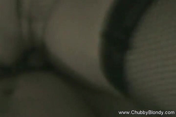 Chubby Blondy: Halloween party bonus