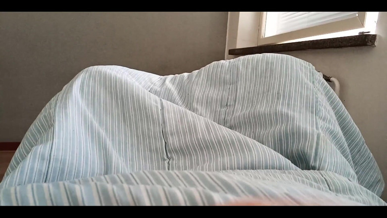 Big Pisser: W moim łóżku