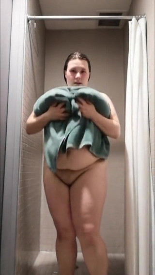 Melonie Kares: Sudsy boobs in shower at work