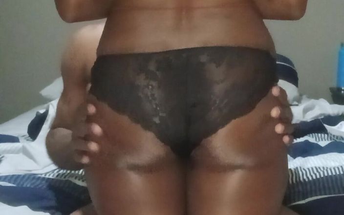 Tj Gyno: Sledujte zprávu o mém milf zadku a výprask