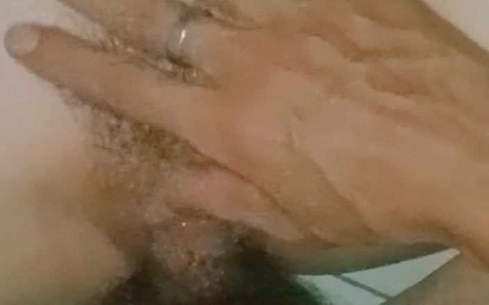 Amazingbeautycum: Mager maagdelijk nauw poesje