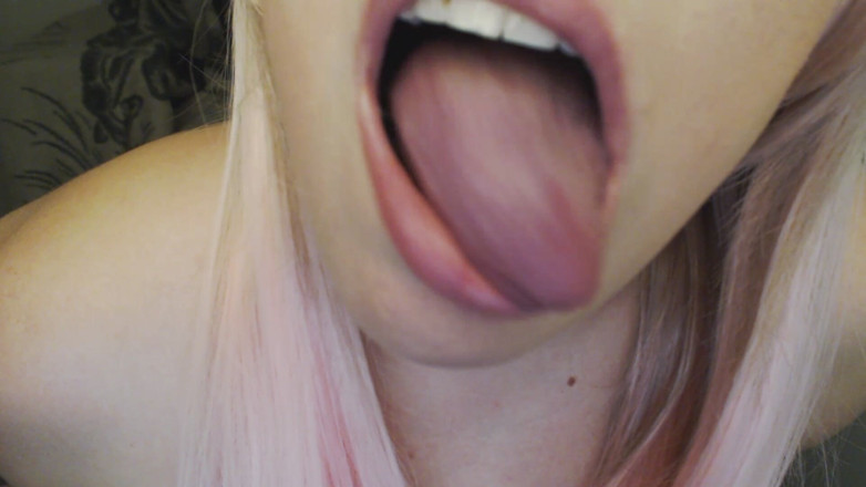 Scarlet Vixen: Fetish lidah blonde panas