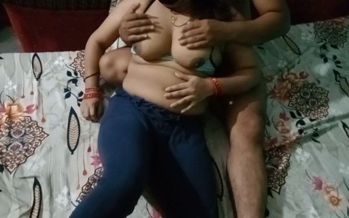 Manjushukla: Une très belle bhabhi baise avec son mari