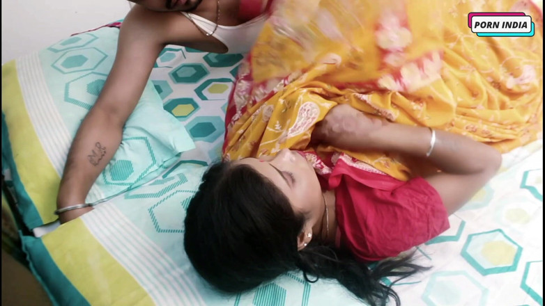 Porn India Studio: Krásná sexy holka romantický sex