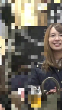 新宿:巨大なバスターミナルの前で、地方から悩みを抱えた既婚女性を迎えに行く - 10-1