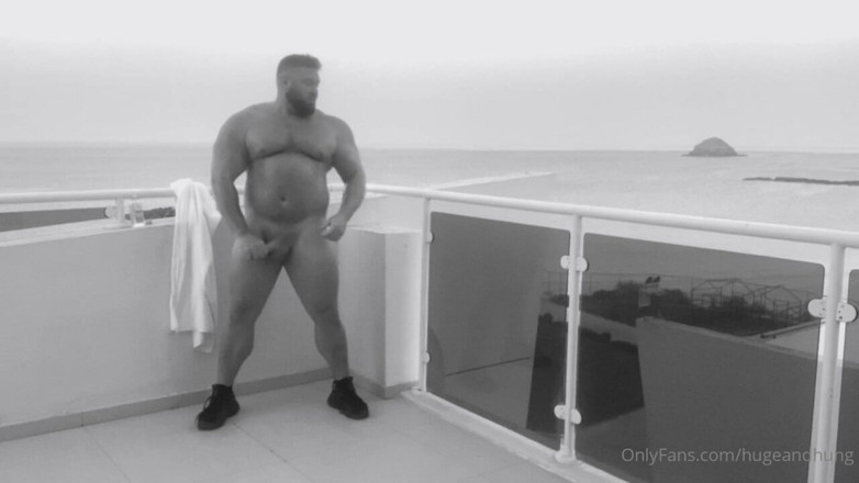 JackStacked: Jack Stacked - Solo-masturbation auf einem spanischen balkon