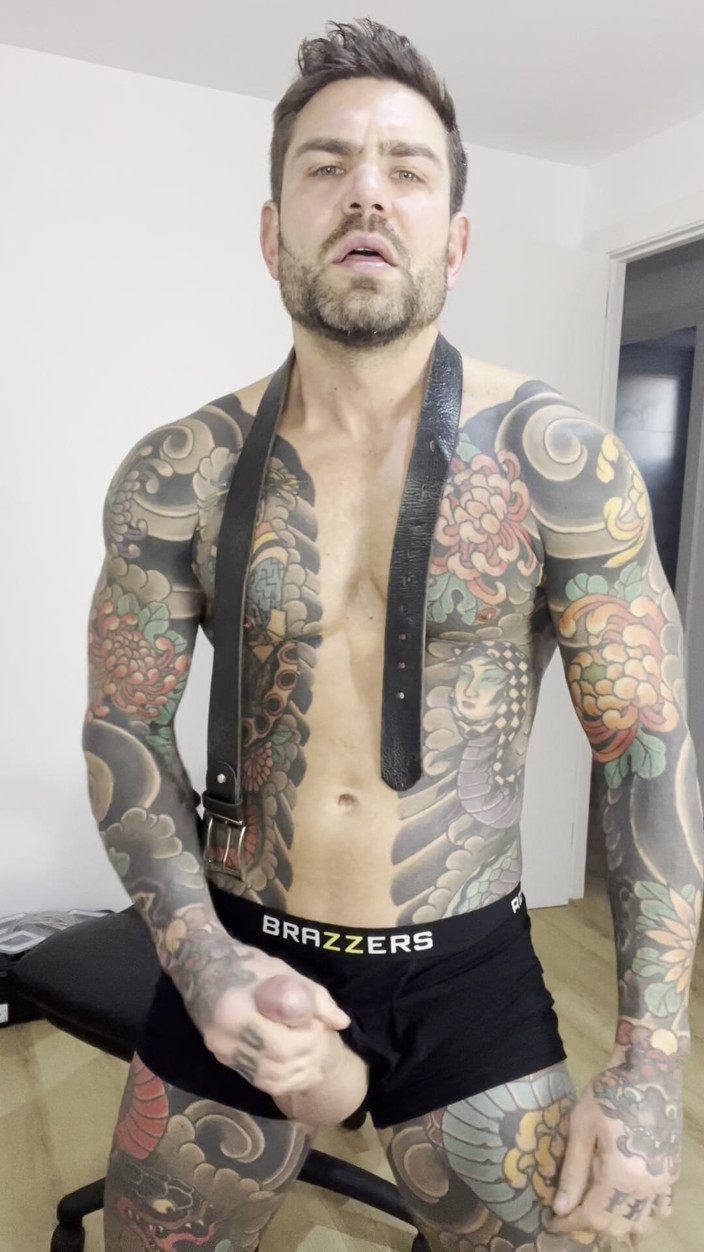 Juan Lucho Gay: Svalnatý Španěl Si Masturbuje