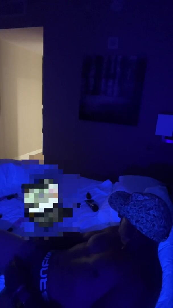 RichDick: Otel eğlencesi!