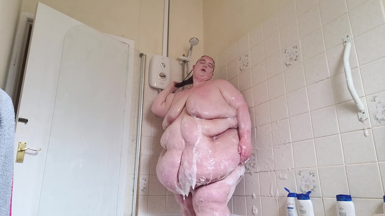 SSBBWLadyBrads: Mandi bergoyang-bergoyang dan membasuh pt 3