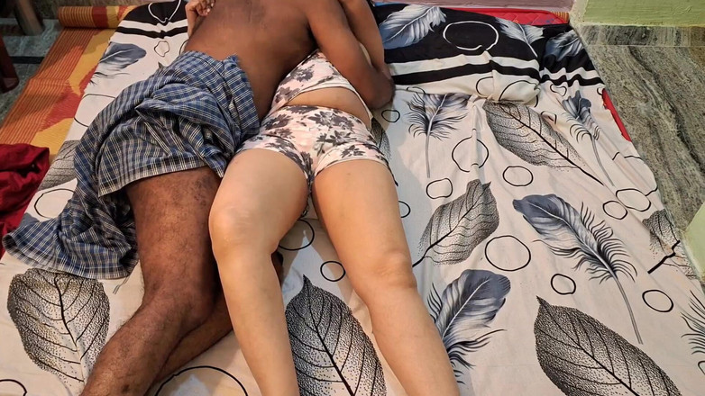 Sexy sindu: Donna indiana che scopa con il fidanzato