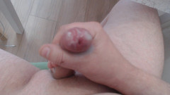 Young cum: Stříkání zblízka 1