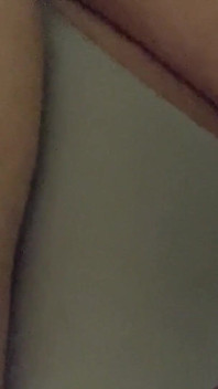 Splendide donne mi sgrillettano la figa grassa che mi ha buttato le mutande