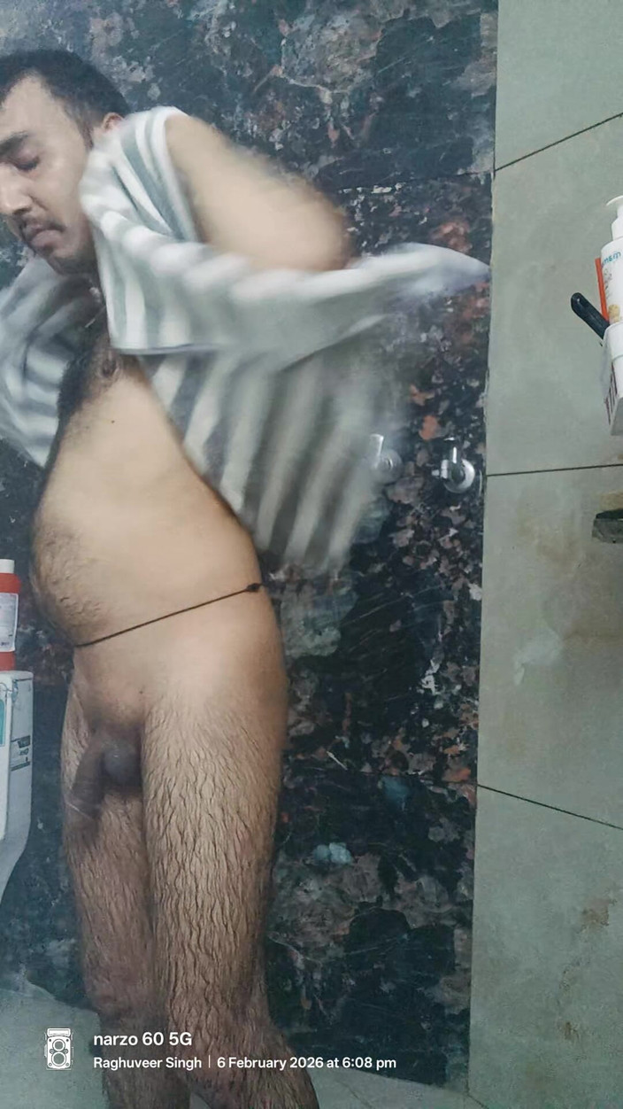 Rajasthani-old-lover: Ufficiale di polizia indiano uomo dell'esercito desi man patrigno