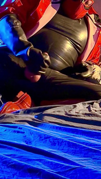 Rubberbootsbull Sperm Shooting Night