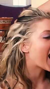 Bailey Nicole se deja sudorosa después de una profunda penetración anal que la llena