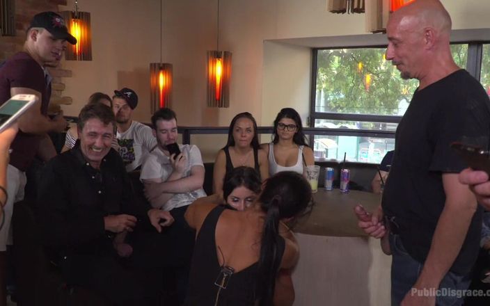 Public Disgrace by Kink: Nervöser neuling naomi wird in ihrer nachbarschaft gefickt