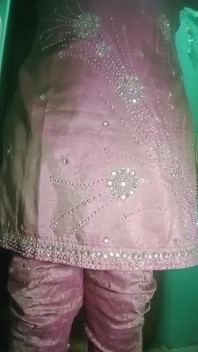 Indian Gay Crossdresser Bottom Real Homemade Sex in Pink Salwar Kurta with Heavy Jwellery Just Like a Housewife