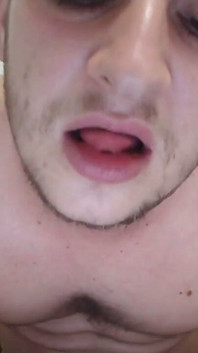 Hubený s velkým penisem