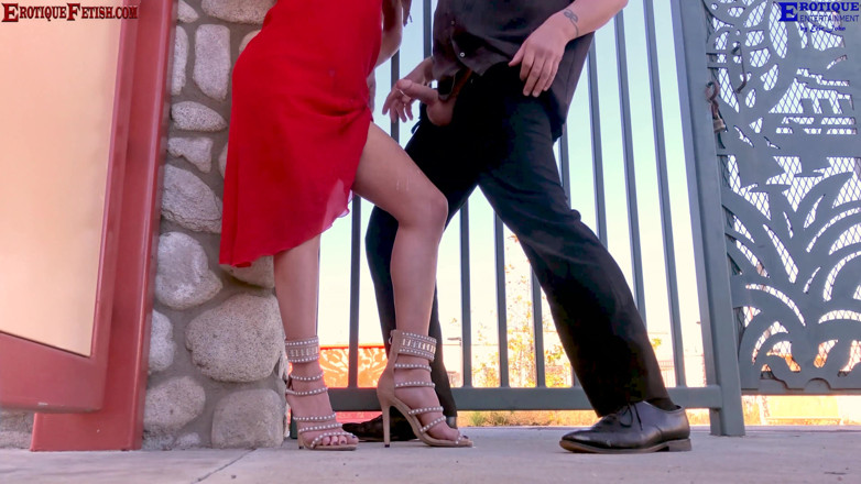 Erotique Fetish: Erotique Entertainment - laal poshaak aautdor viry ki bauchhaar shaukiya Milka...