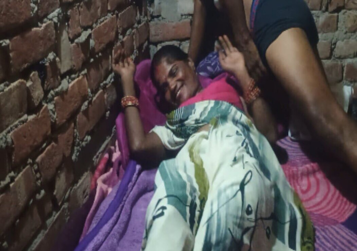 Your kajal: 義理の妹が口の中で犯される