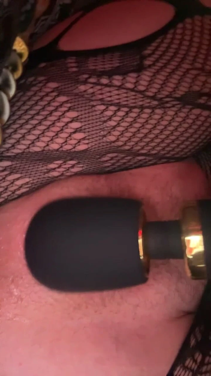 Lady Angela Foot Fetush Dream Clip MILF